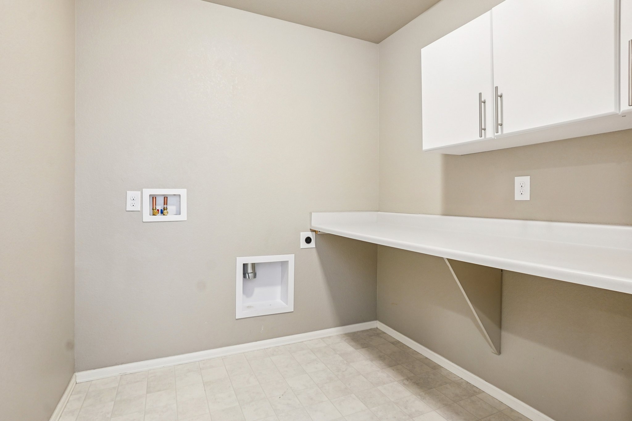 Silver Maple St-S2703-025.jpg