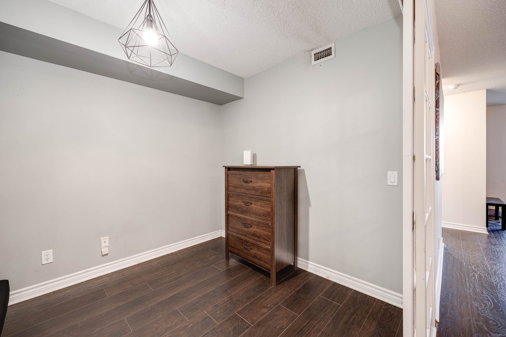 Toronto property showcase — delivered property photograph 21