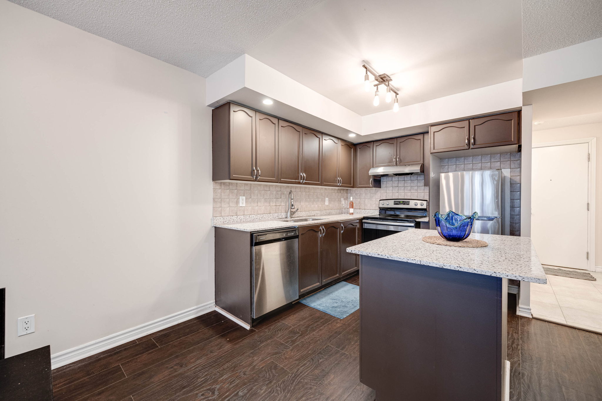 Toronto property showcase — delivered property photograph 12