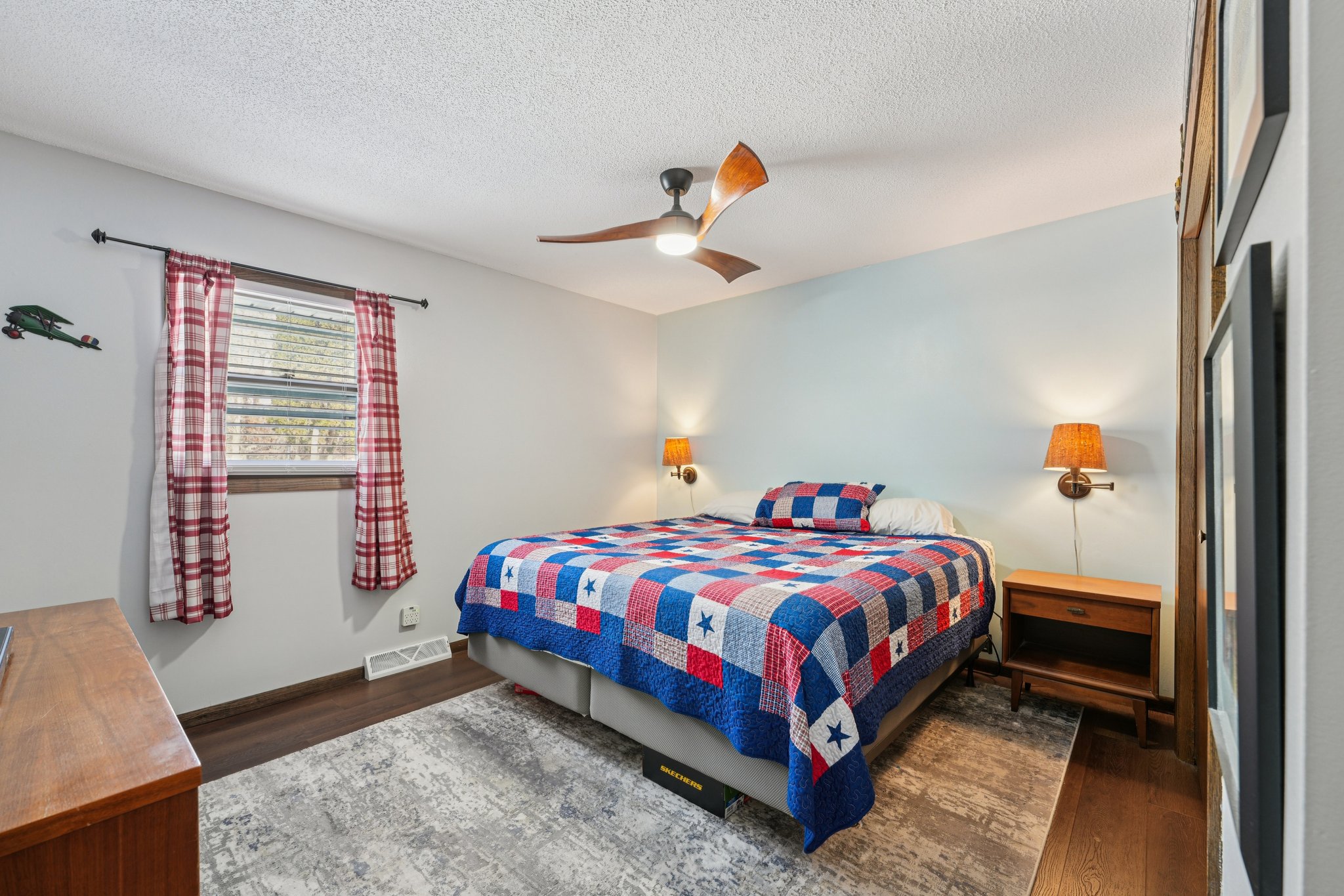 177th Ave NW-S0302-029.jpg