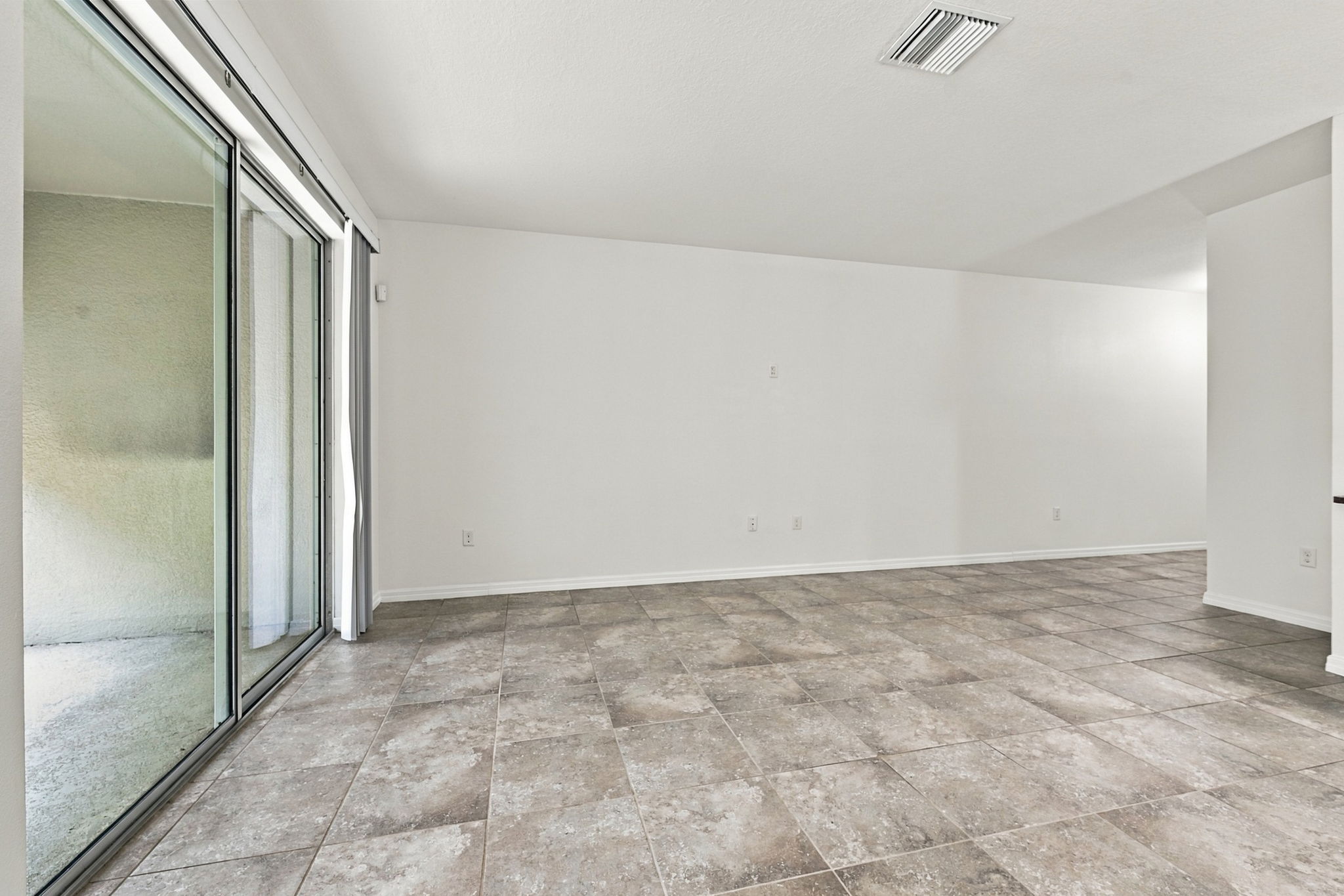 Living Room4