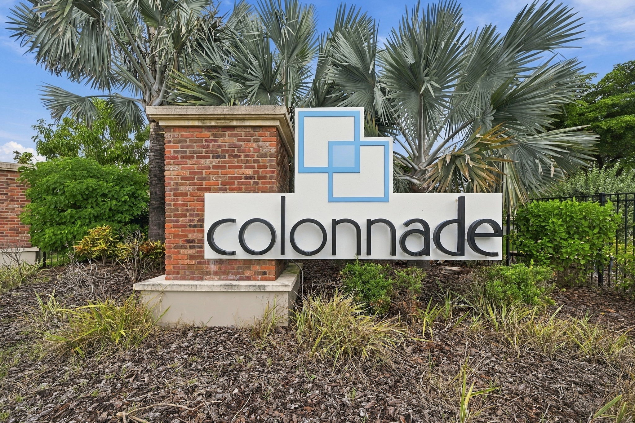 Colonnade3