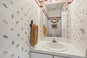 Lake Rd W apt 1024-009.jpg