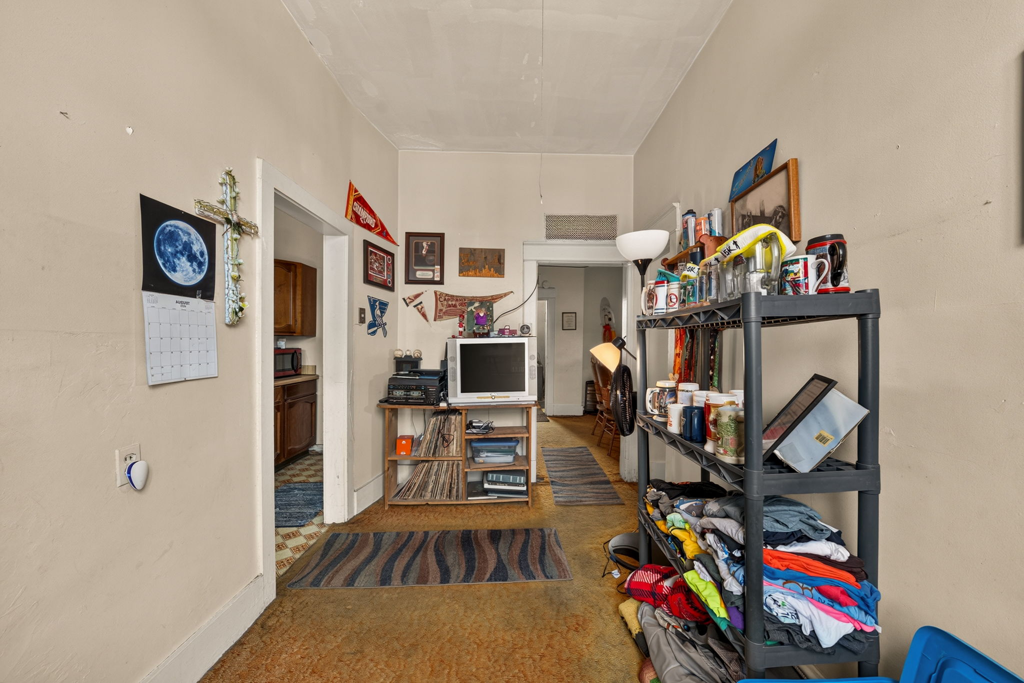  Photo 8