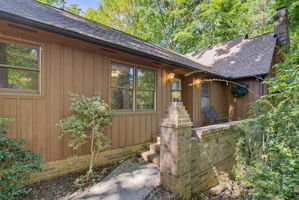 524 Eastwood Dr-2