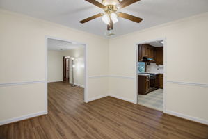 524 Eastwood Dr-8
