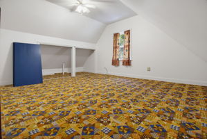 524 Eastwood Dr-19