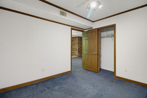 524 Eastwood Dr-26