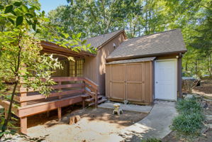 524 Eastwood Dr-32