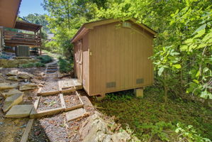 524 Eastwood Dr-34