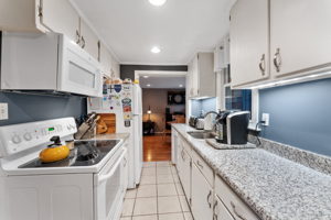524 Enfield Rd, Oreland, PA 19075, USA Photo 13