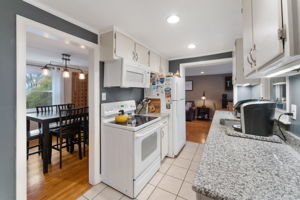 524 Enfield Rd, Oreland, PA 19075, USA Photo 14