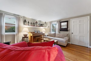 524 Enfield Rd, Oreland, PA 19075, USA Photo 3