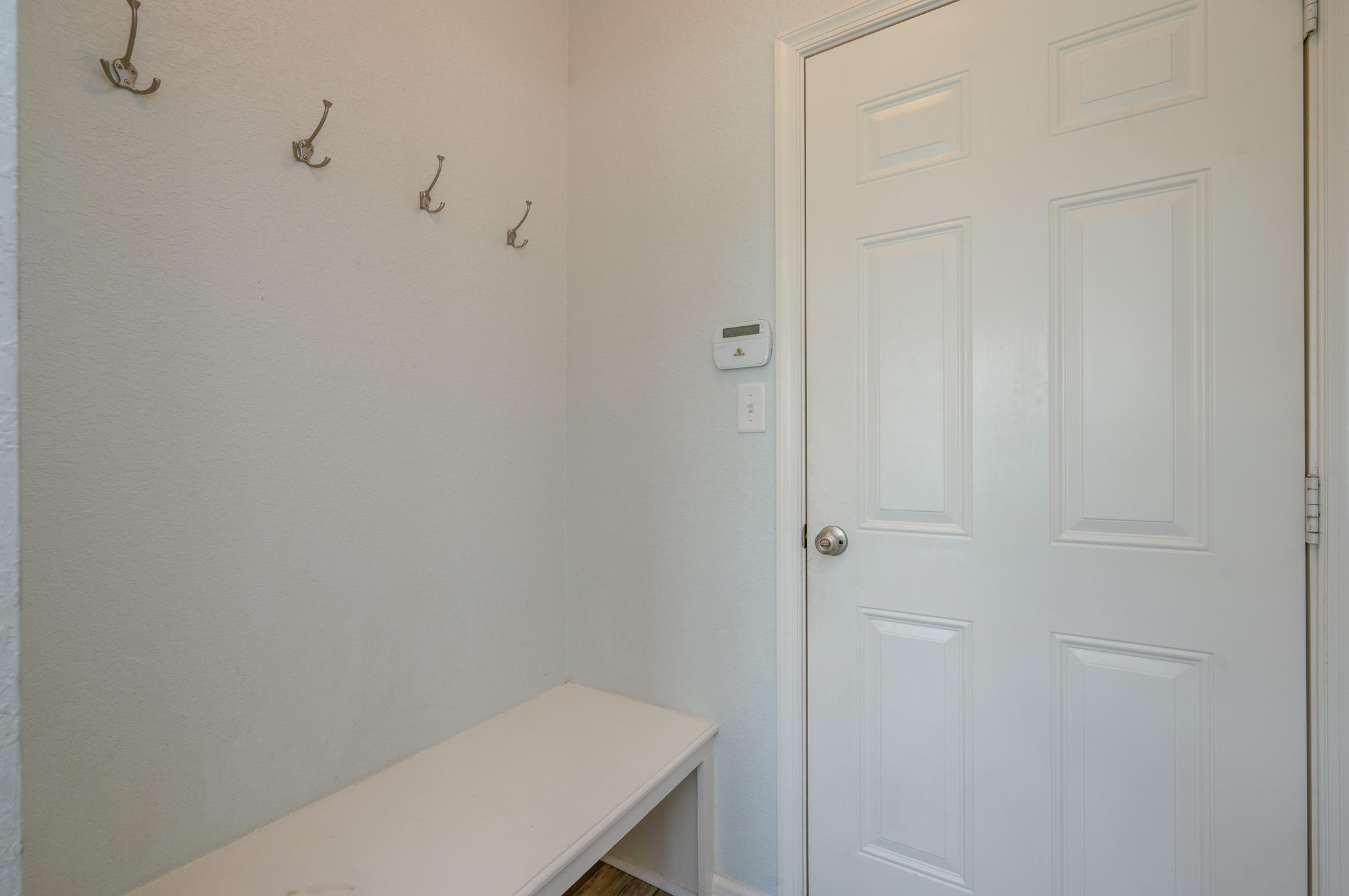 524 Hanbury Rd W, Chesapeake, VA 23322, USA Photo 28