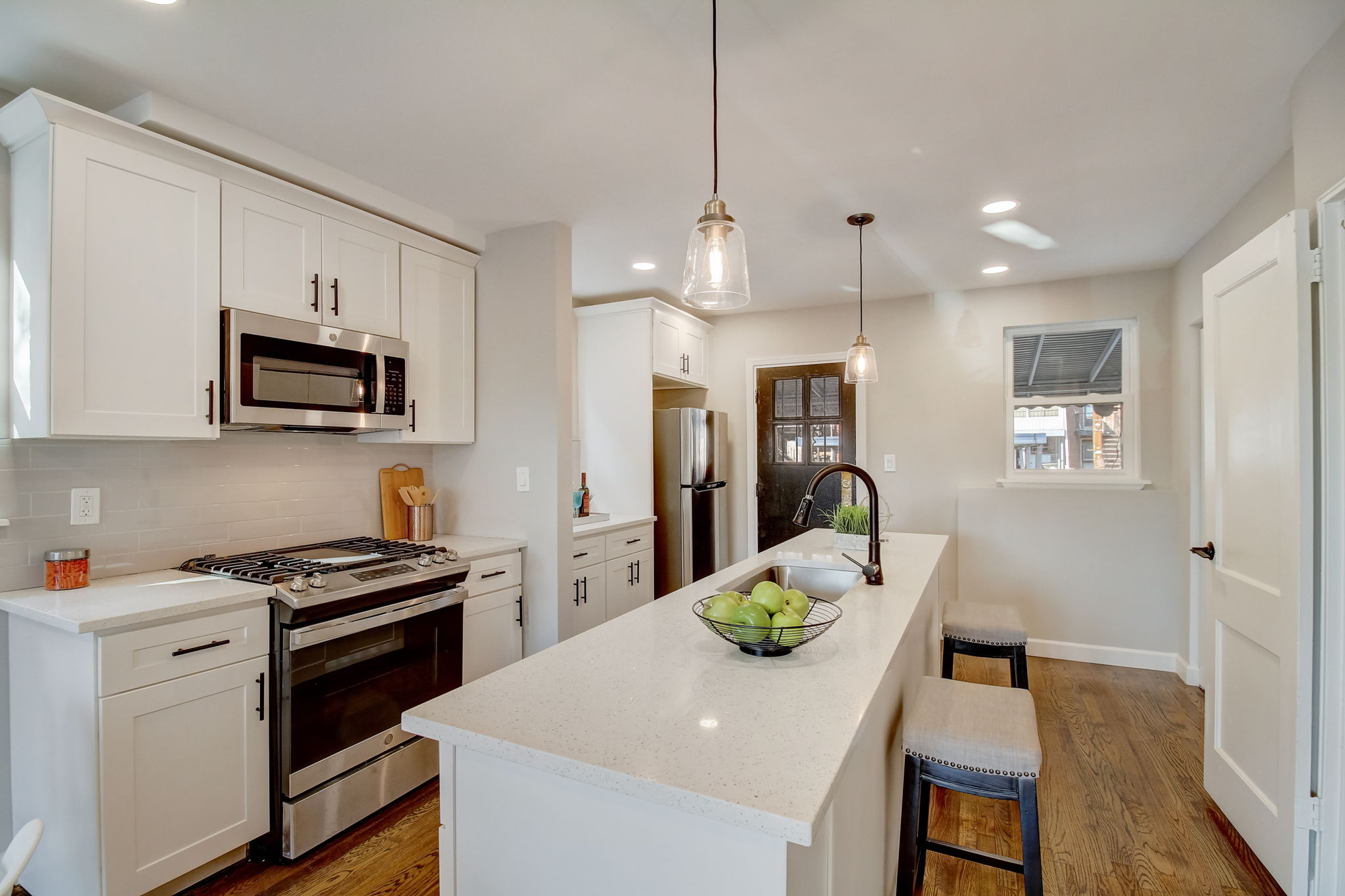 Oglethorpe St NE-012