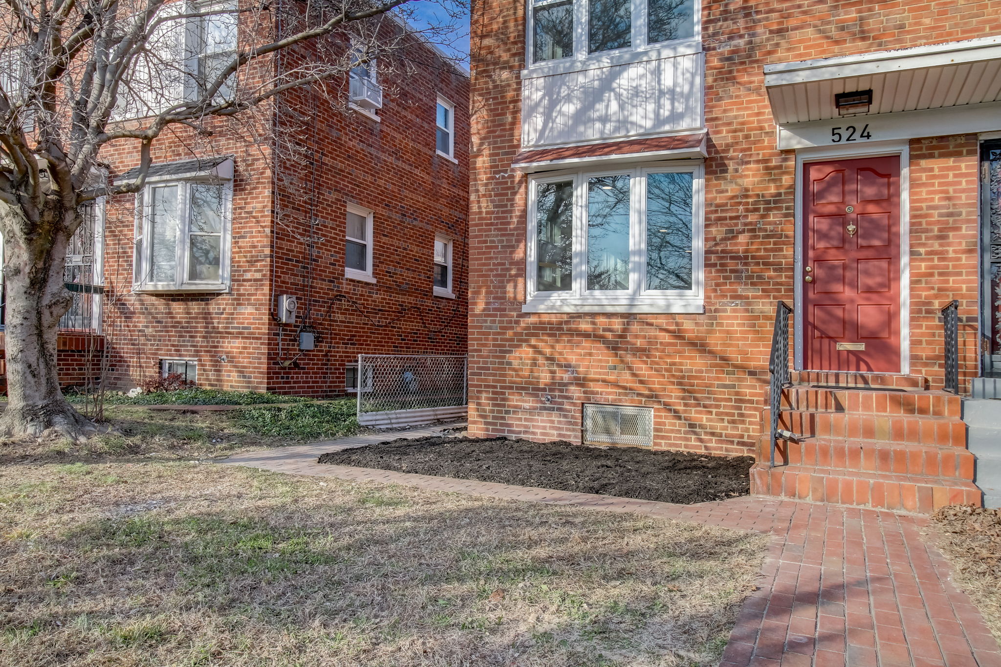 Oglethorpe St NE-003