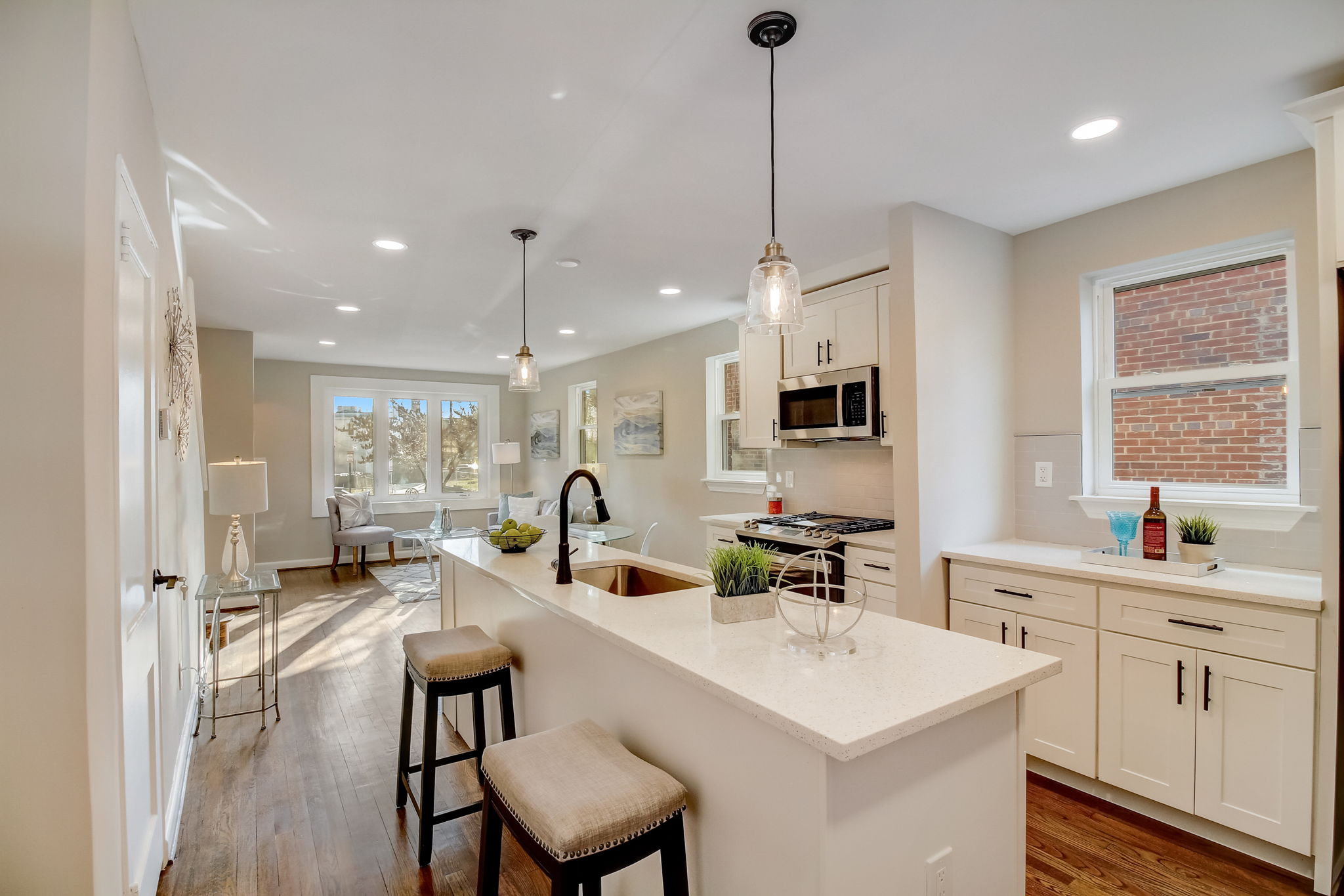 Oglethorpe St NE-013