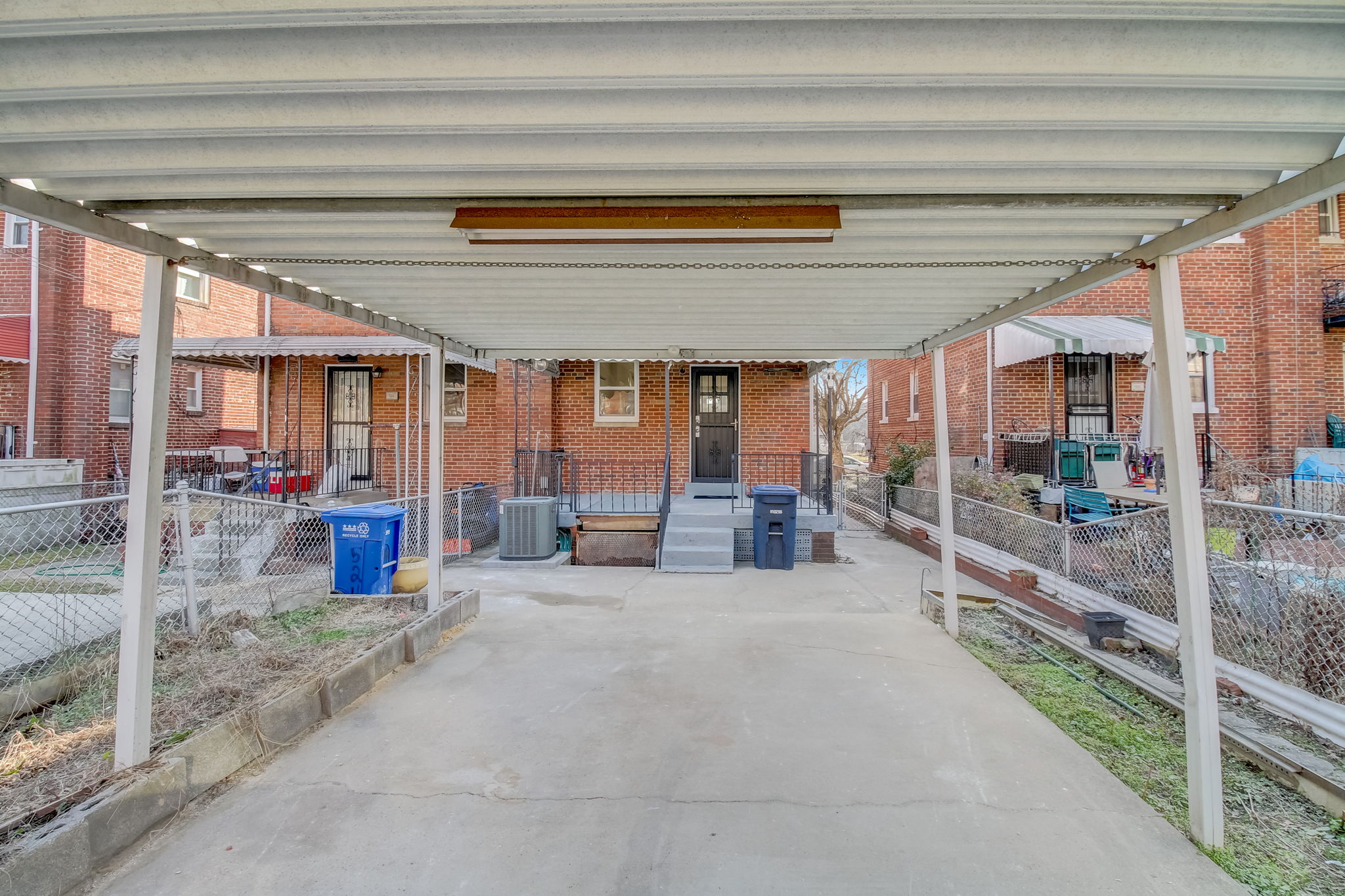 Oglethorpe St NE-042