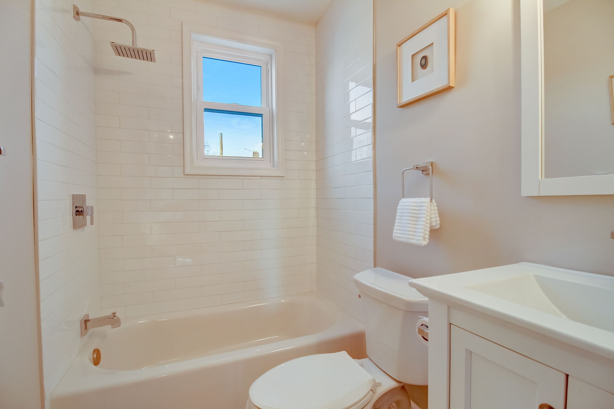 Oglethorpe St NE-025
