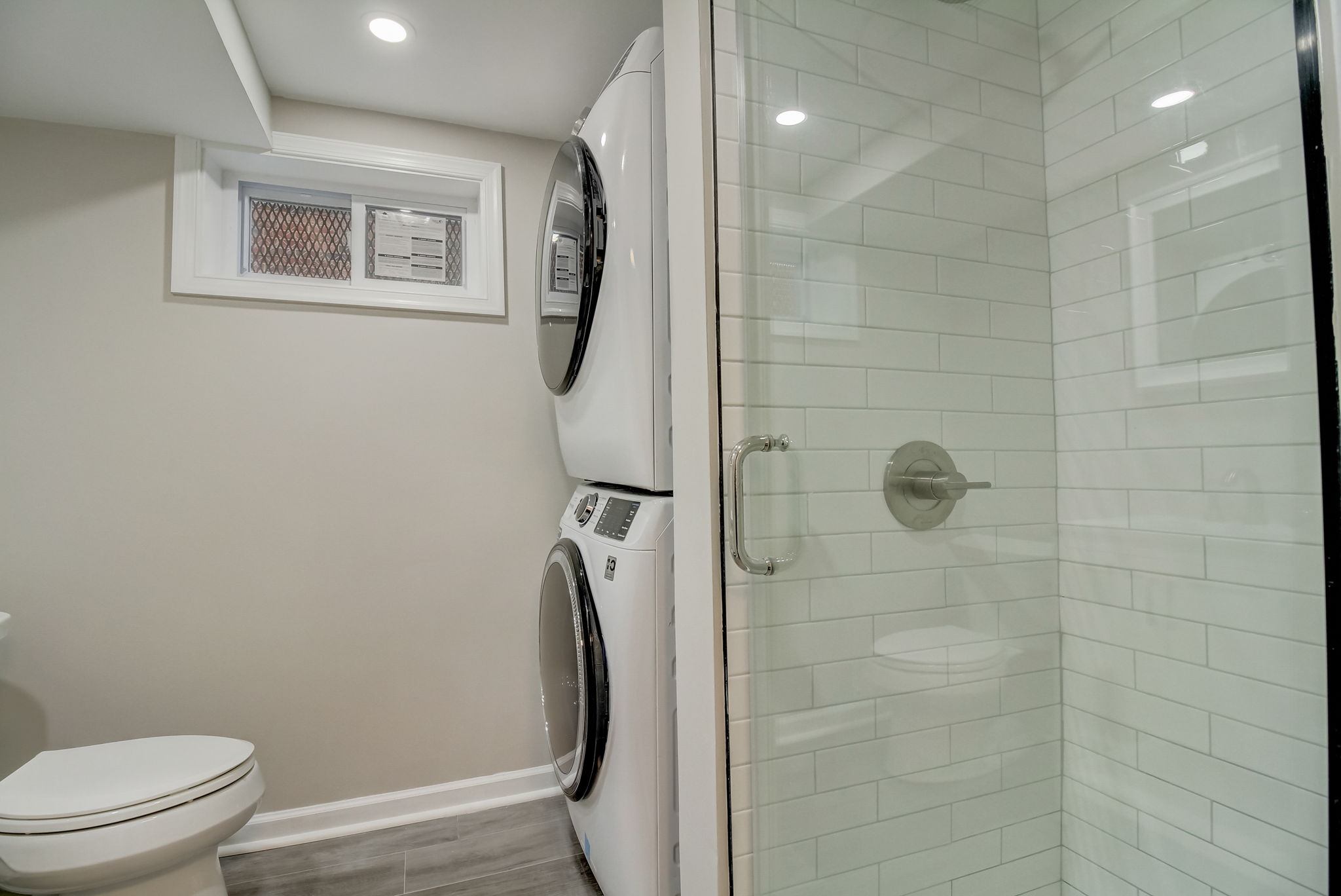Oglethorpe St NE-022