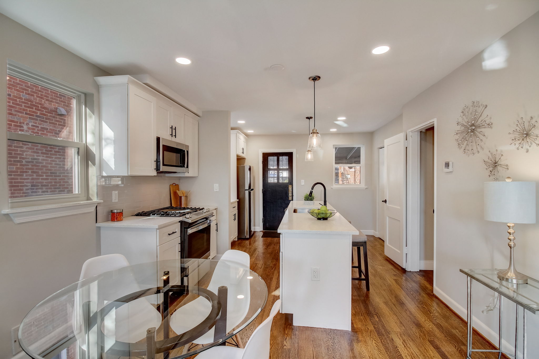 Oglethorpe St NE-010