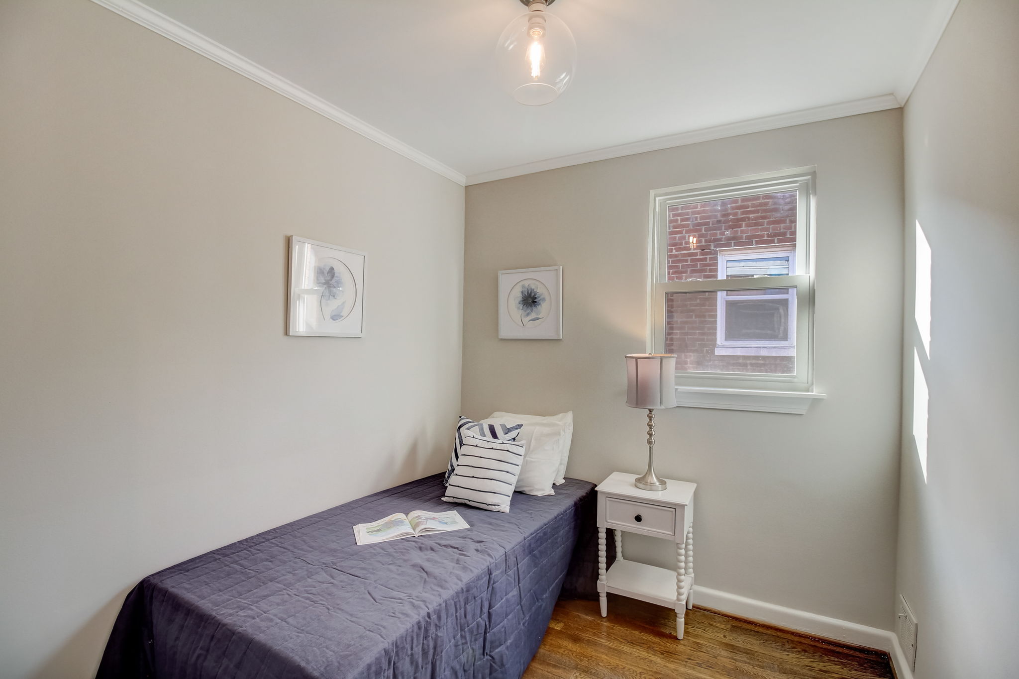Oglethorpe St NE-031
