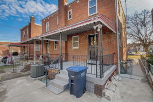 Oglethorpe St NE-040
