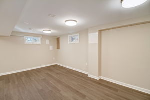 Oglethorpe St NE-020
