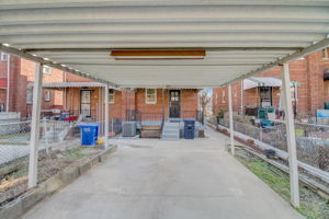 Oglethorpe St NE-042