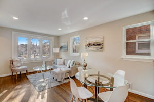 Oglethorpe St NE-008