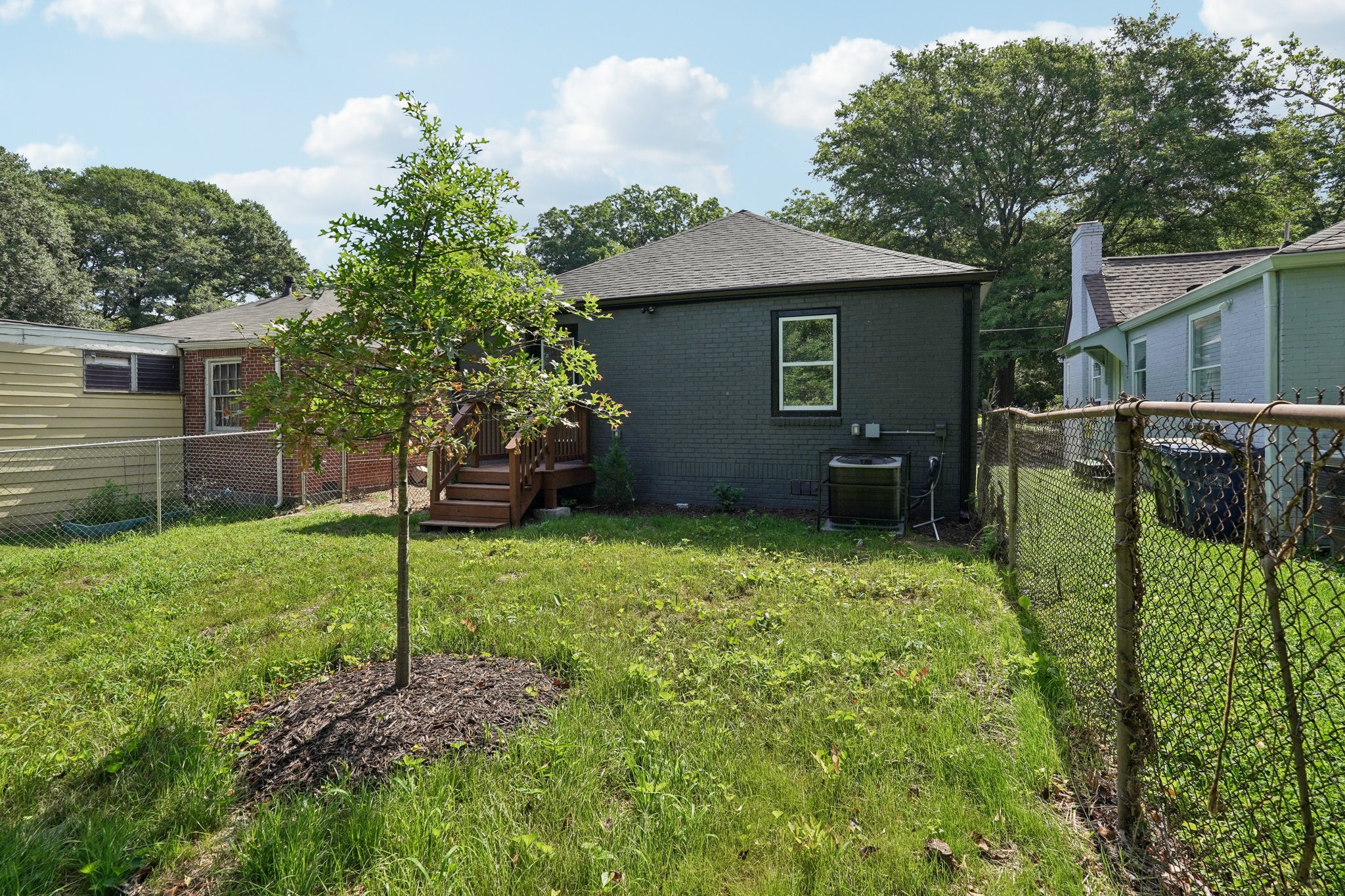 Paines Ave NW-2106-038.jpg