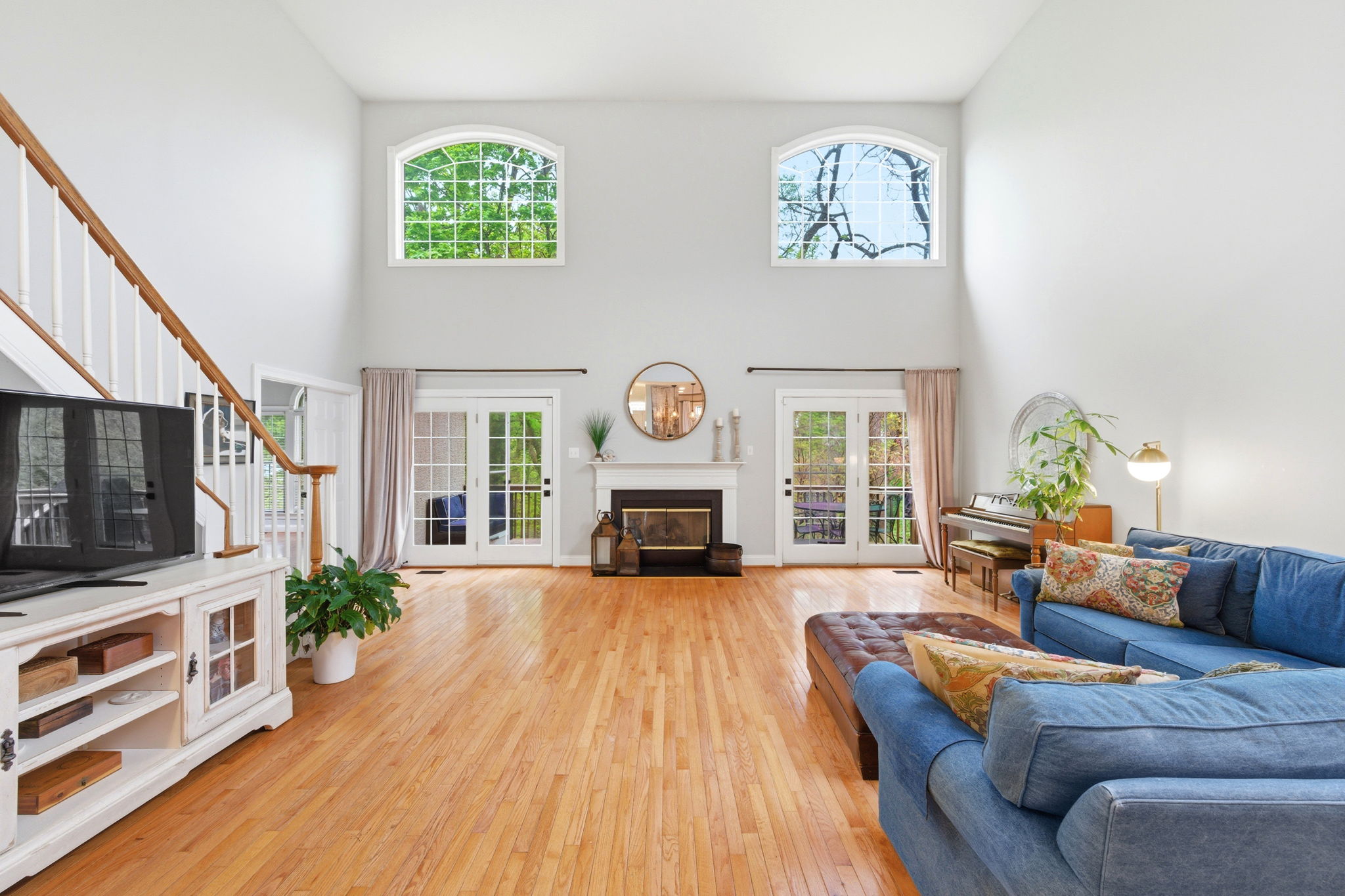 Interiors (15)