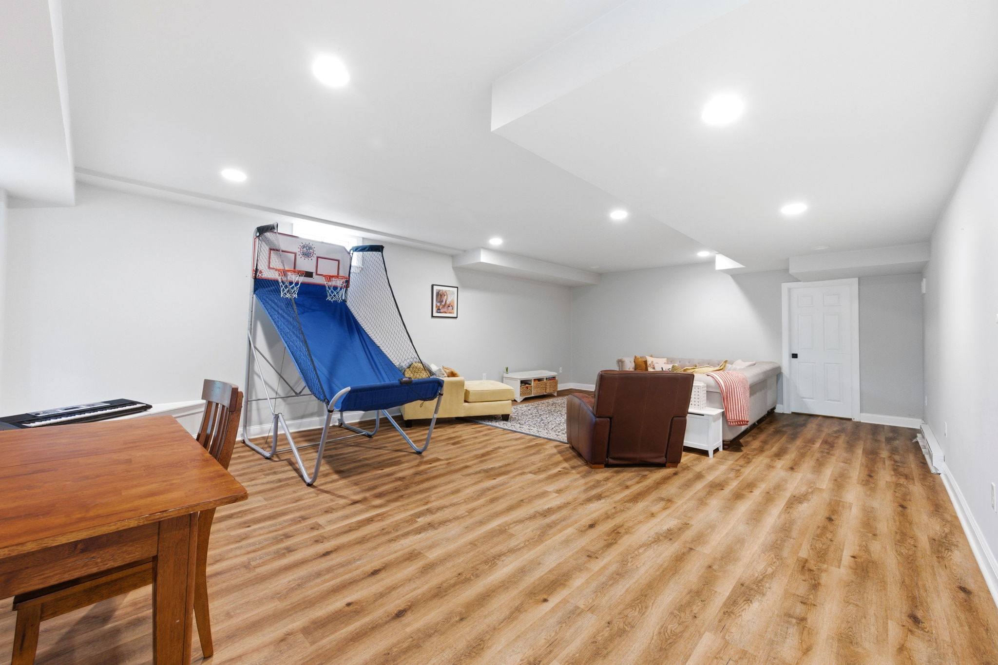 Interiors (50)