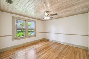 Gorgeous tongue in groove ceiling in Bedroom 3