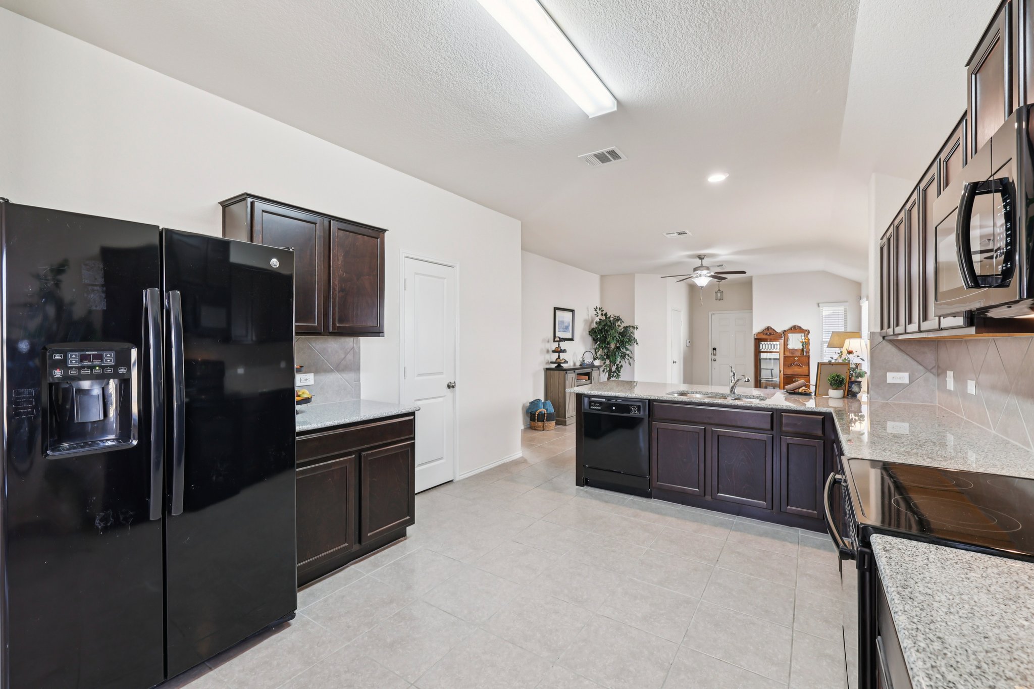 Shimek St-S0601-017.jpg