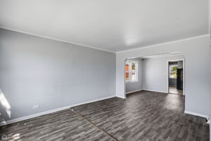 524 W 127th Pl_004