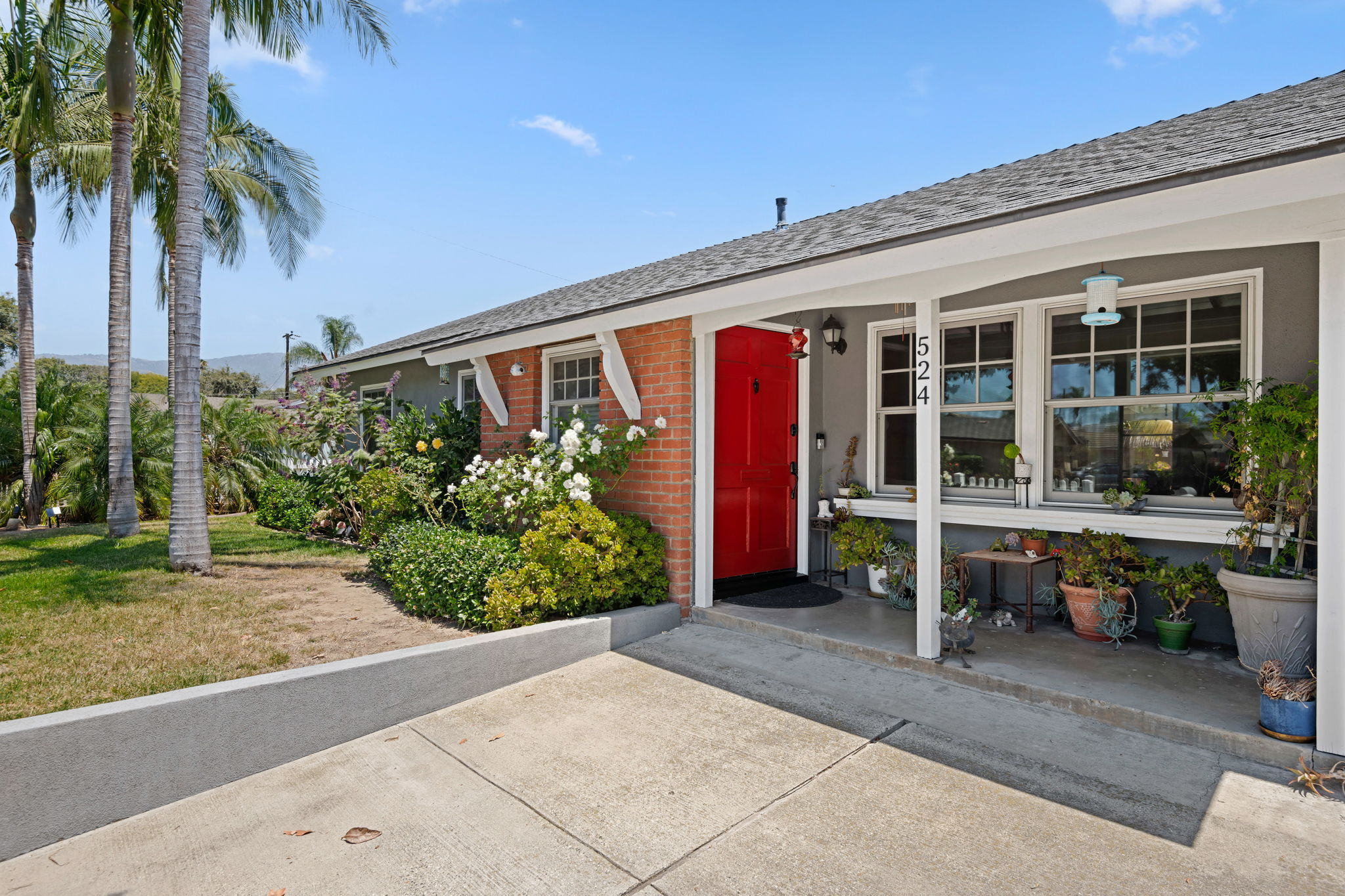 03-Front Porch