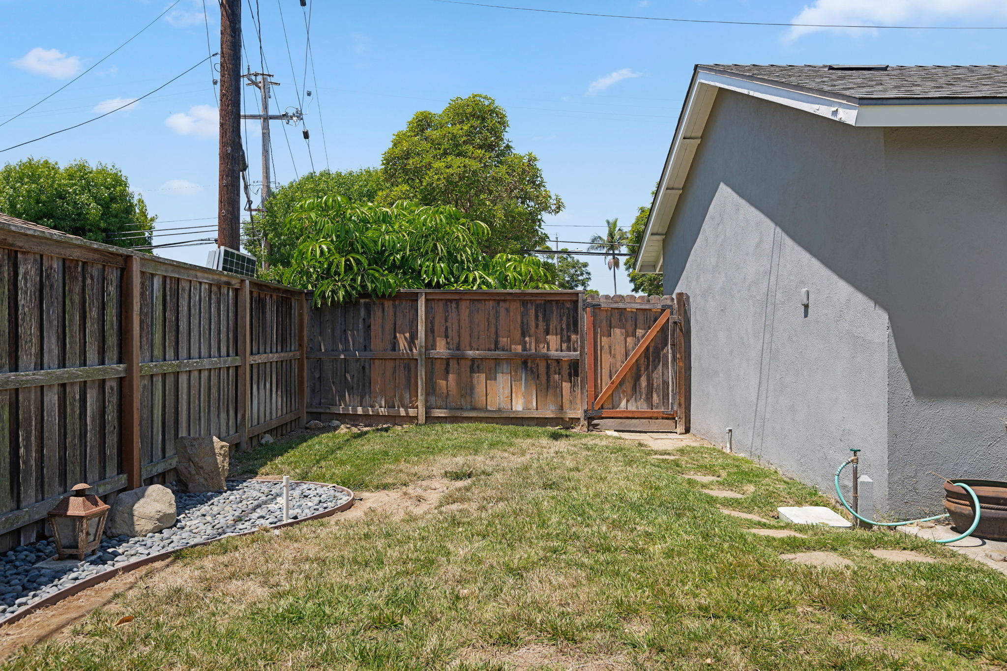 17-Side Yard