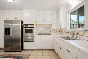 10-Kitchen