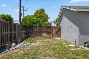 17-Side Yard