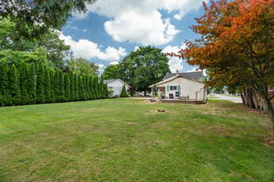  Photo 32