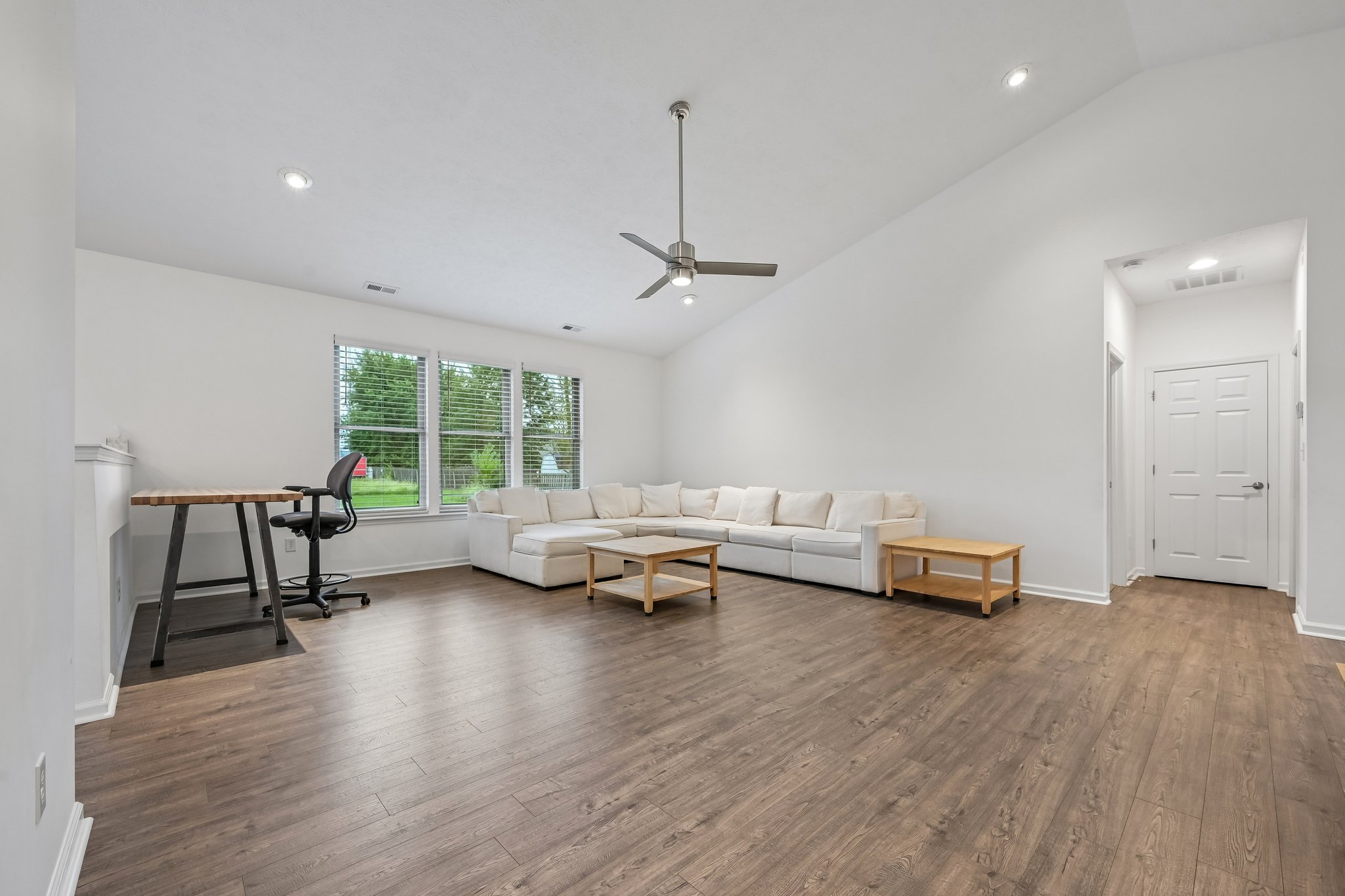 Zephyr Way-S2309-008.jpg