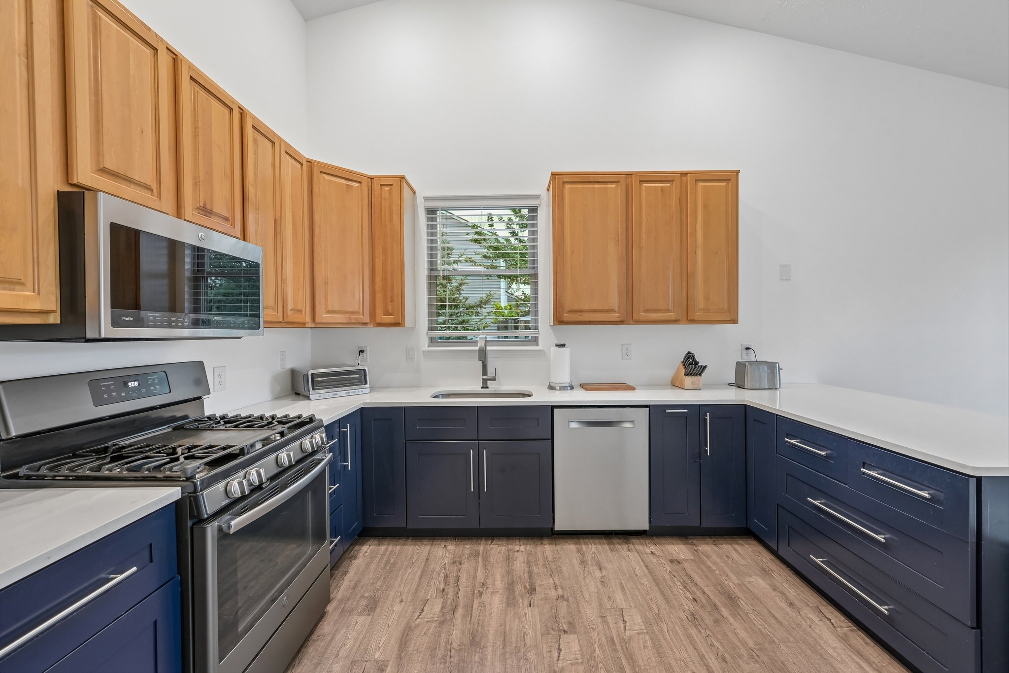 Zephyr Way-S2309-013.jpg