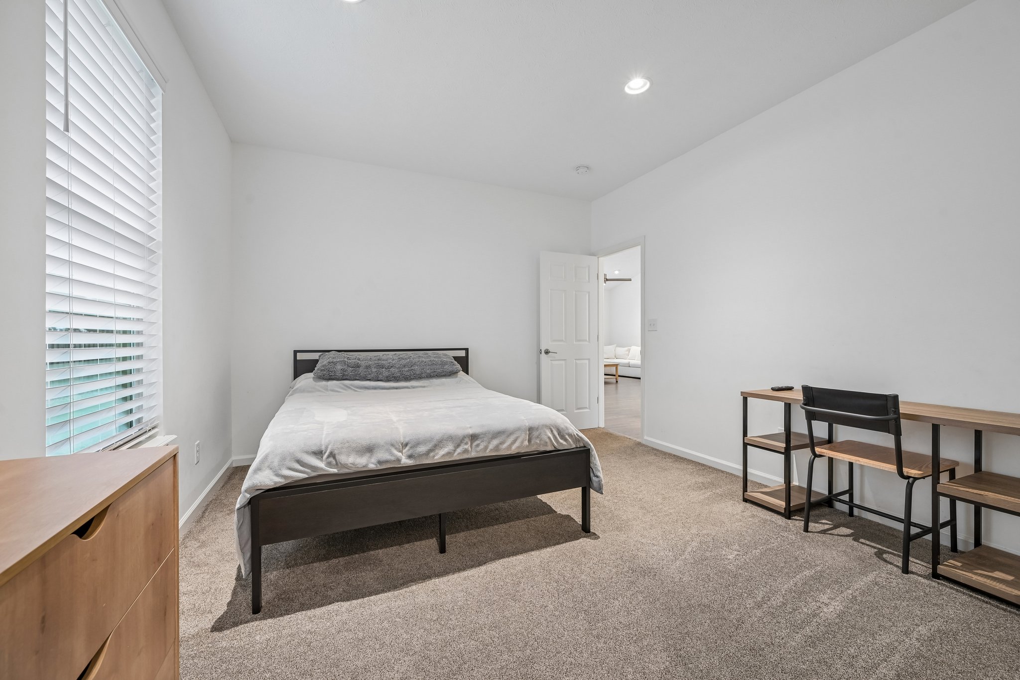 Zephyr Way-S2309-020.jpg