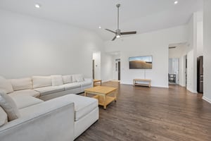 Zephyr Way-S2309-010.jpg