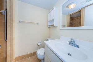 Bathroom2a