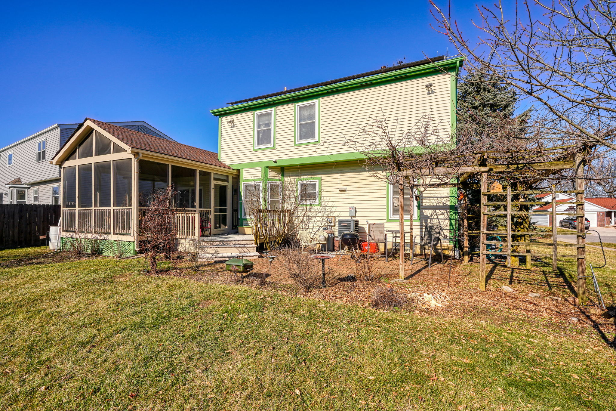 5245 Bressler Dr (8)