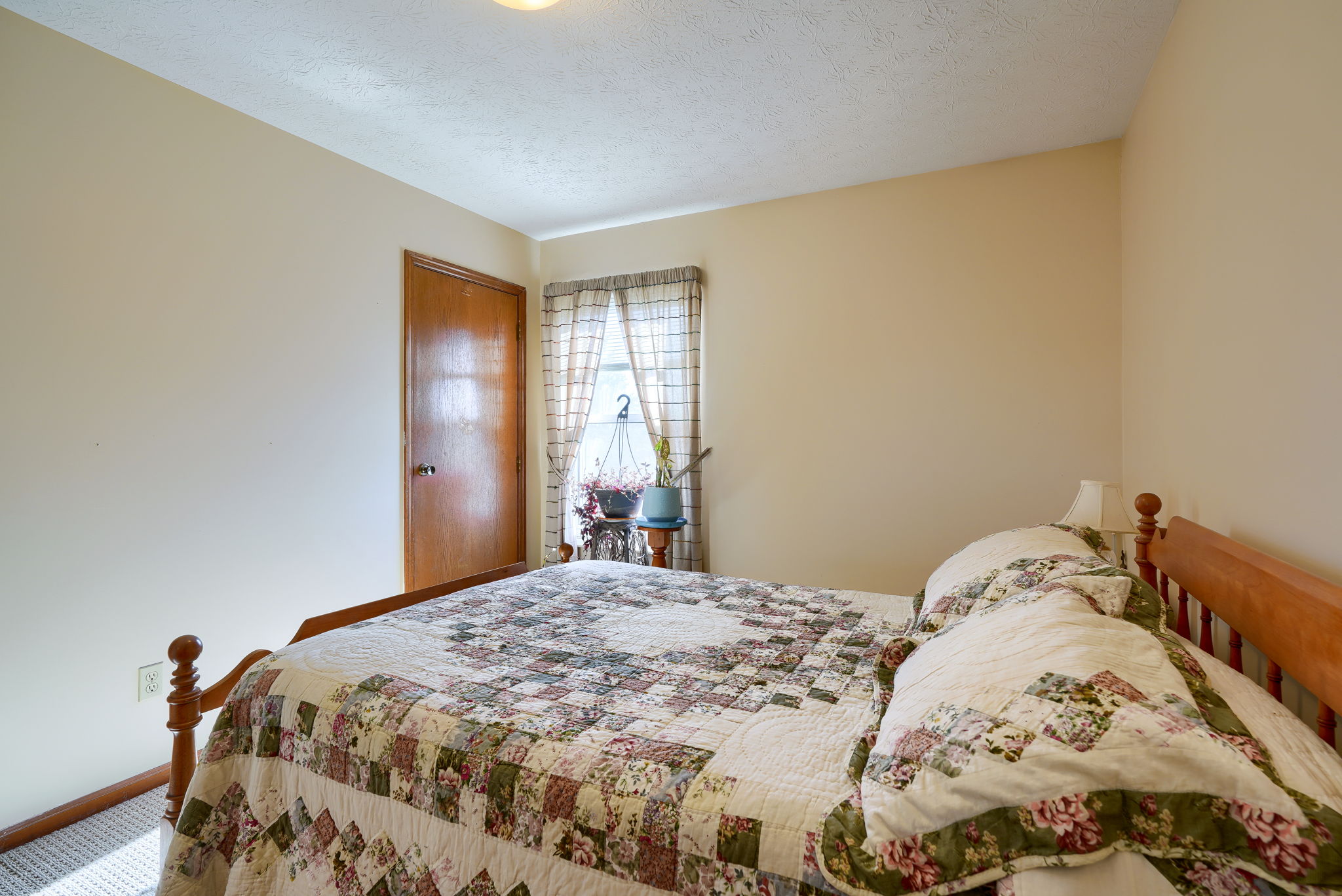 5245 Bressler Dr (22)