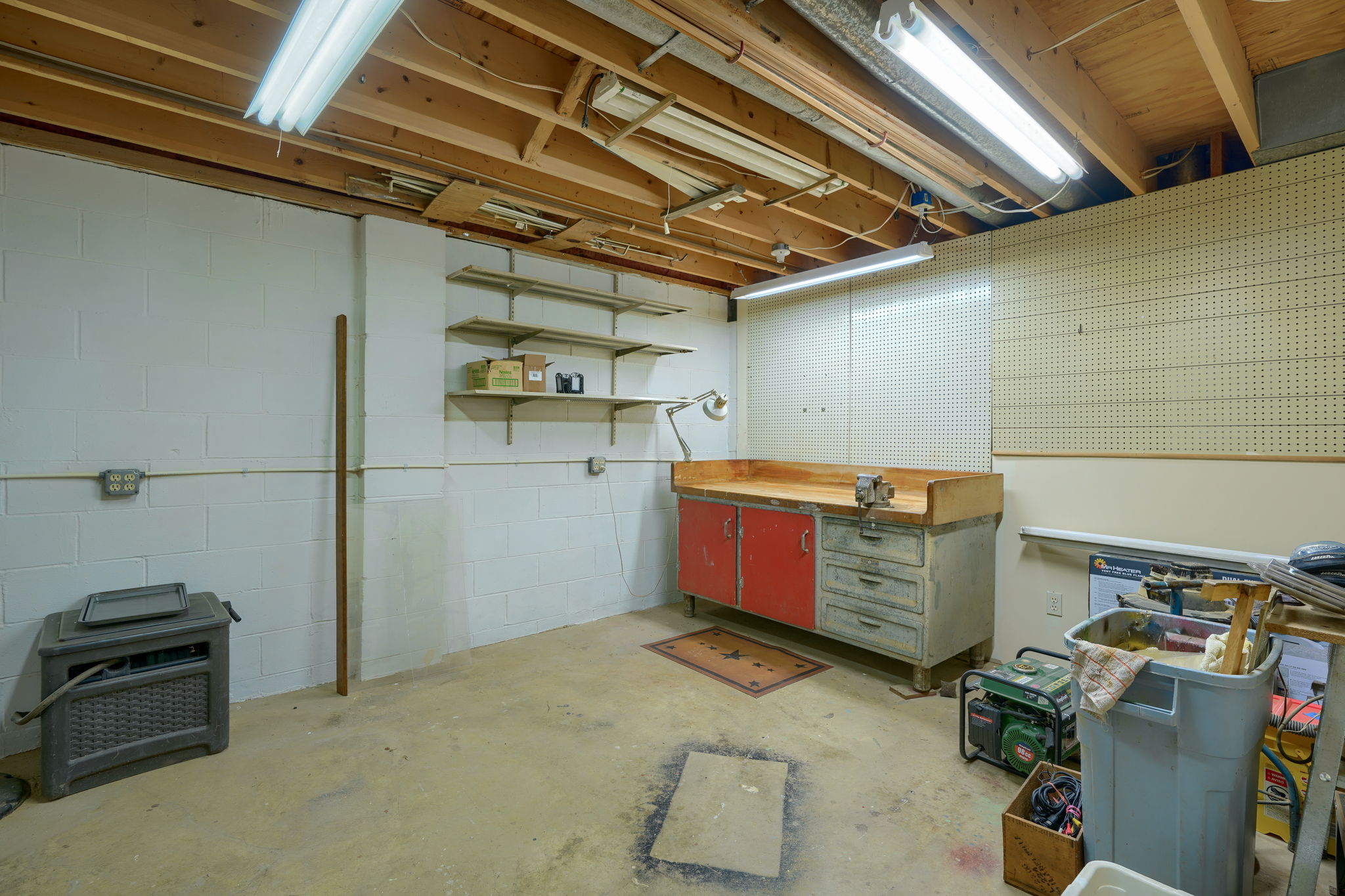 5245 Bressler Dr (63)