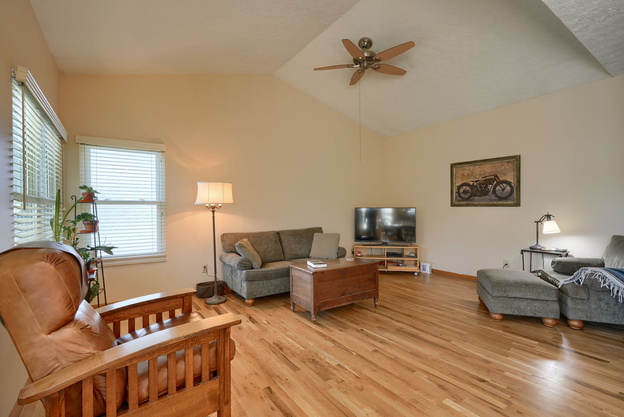 5245 Bressler Dr (51)